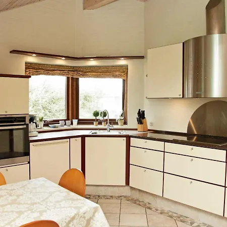 Holiday home Four-bedroom Holiday In Blavand 36 *